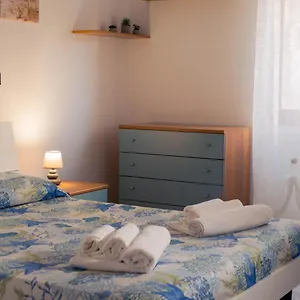 Aigua De Mar Couette-café